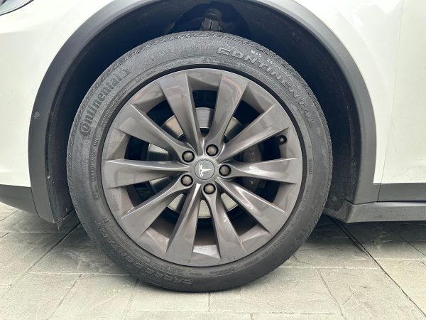 2019 Tesla Model X 100D - Image 102