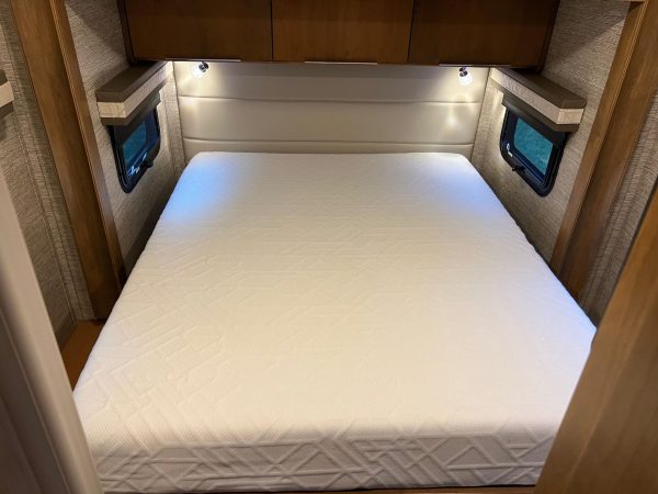 2020 Tiffin Wayfarer 25QW - Image 3