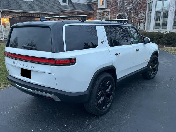 2022 Rivian R1S Launch Edition - Image 46