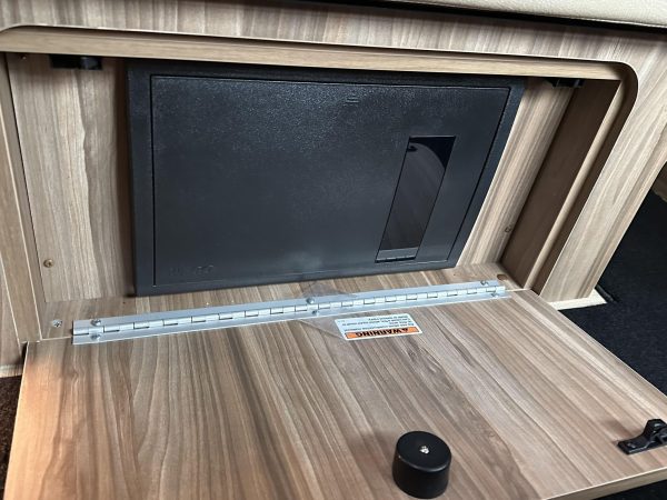 2020 Airstream Interstate 19 Tommy Bahama Edition 4x4 - Image 120