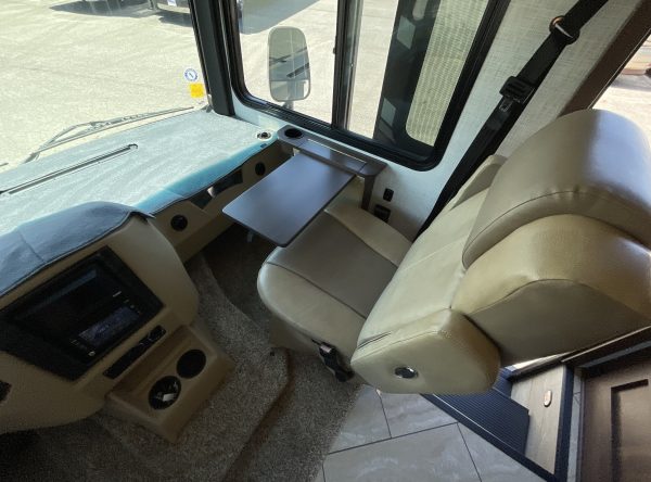 2020 Newmar Bay Star 3124 - Image 24