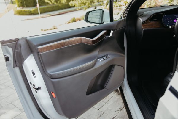 2019 Tesla Model X 100D - Image 19
