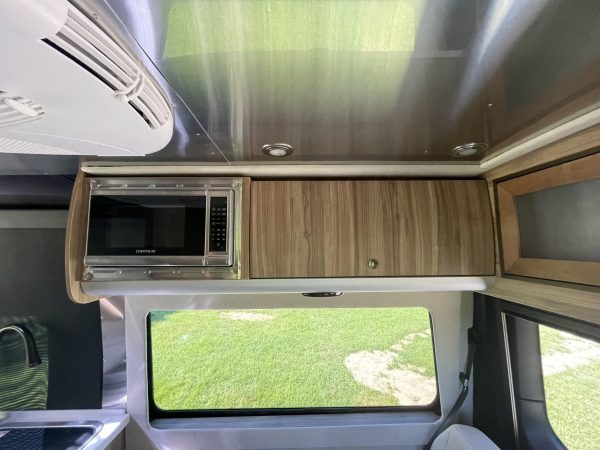 2020 Airstream Interstate 19 Tommy Bahama Edition 4x4 - Image 140