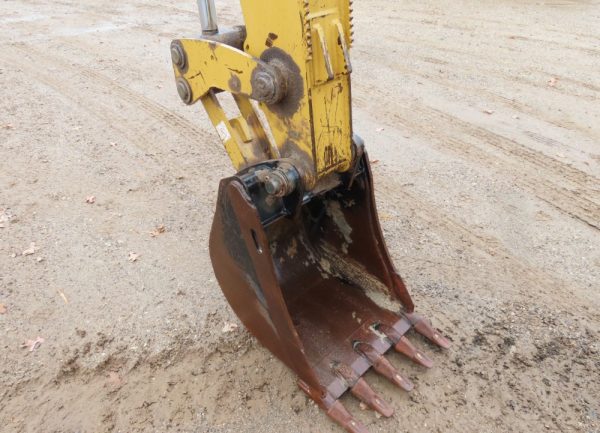 2018 Caterpillar 420F2 - Image 38