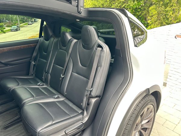 2019 Tesla Model X 100D - Image 20
