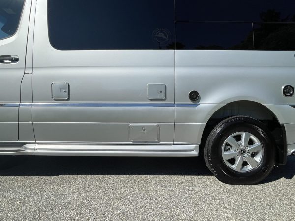 2020 Airstream Interstate 19 Tommy Bahama Edition 4x4 - Image 154