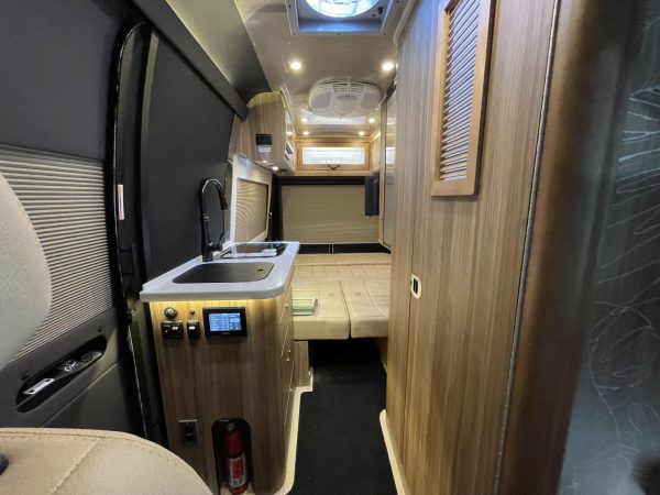 2020 Airstream Interstate 19 Tommy Bahama Edition 4x4 - Image 166