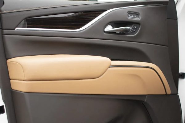 2021 Cadillac Escalade Premium Luxury - Image 33