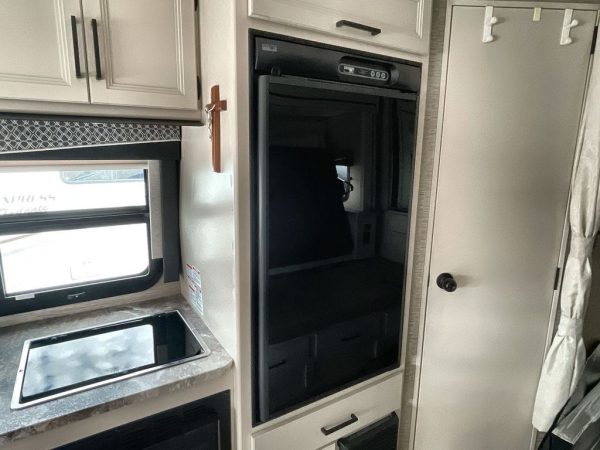 2022 Thor Motor Coach GEMINI 23TW - Image 18