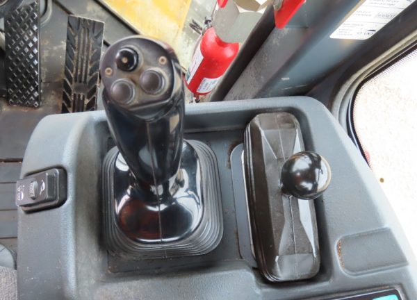 2018 John Deere 644K - Image 6