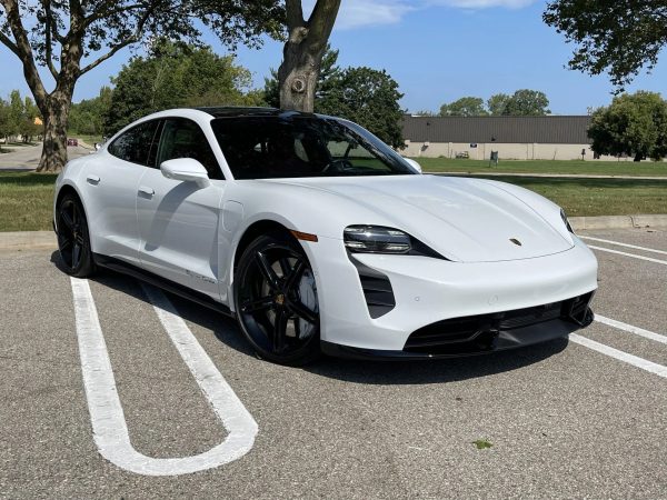 2020 Porsche Taycan Turbo - Image 12