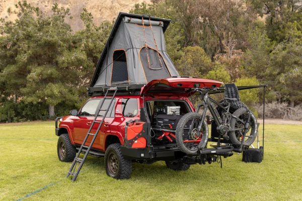 2020 Toyota 4Runner Overland - Image 37