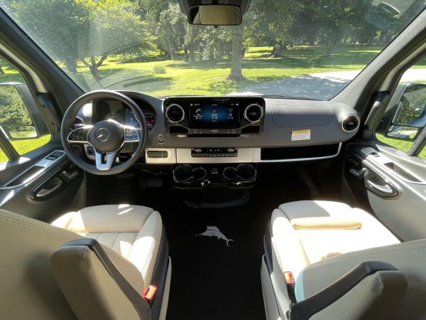 2020 Airstream Interstate 19 Tommy Bahama Edition 4x4 - Image 176