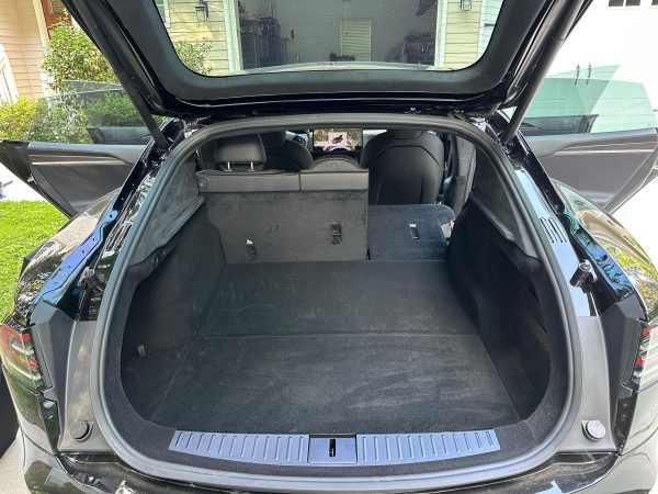 2022 Tesla Model S - Image 8