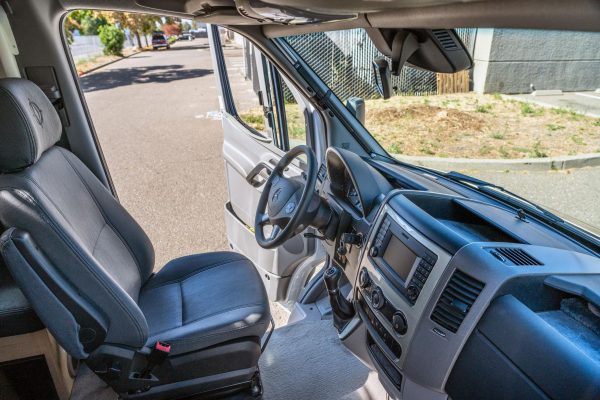 2019 Leisure Travel Serenity S24 CB - Image 3