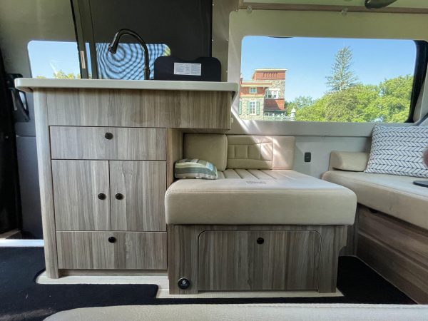 2020 Airstream Interstate 19 Tommy Bahama Edition 4x4 - Image 186