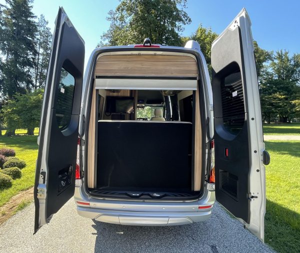2020 Airstream Interstate 19 Tommy Bahama Edition 4x4 - Image 193