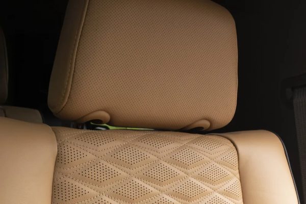 2021 Cadillac Escalade Premium Luxury - Image 2