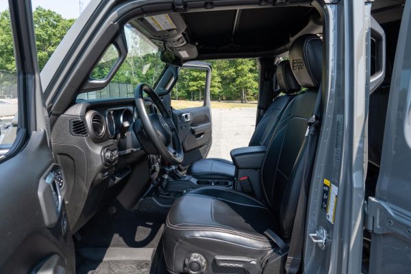 2020 Jeep Gladiator Sport S - Image 32