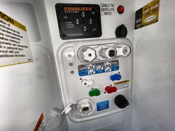 2021 Jayco Seismic 4113 - Image 13