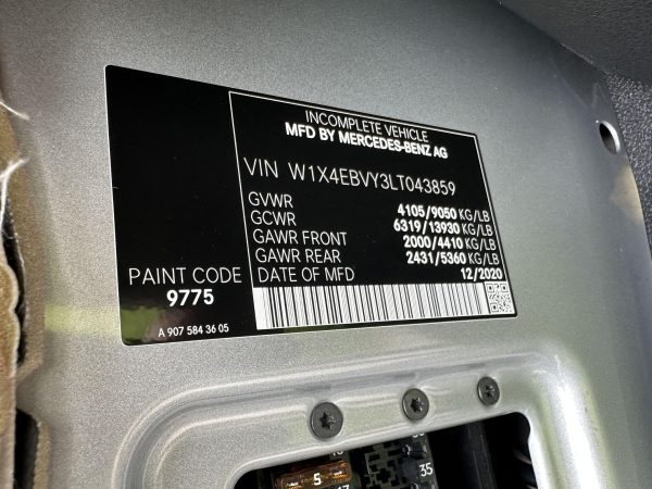 2020 Airstream Interstate 19 Tommy Bahama Edition 4x4 - Image 23
