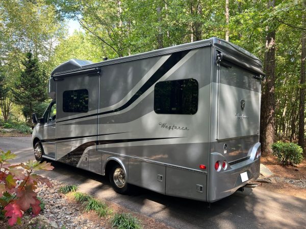 2020 Tiffin Wayfarer 25QW - Image 29
