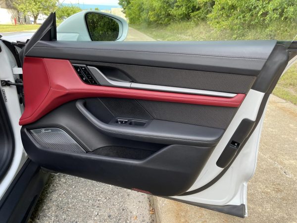2020 Porsche Taycan Turbo - Image 17