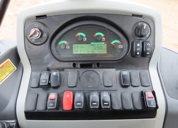 2018 Caterpillar 420F2 - Image 6