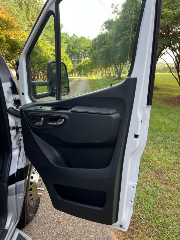 2020 Tiffin Wayfarer 25QW - Image 31