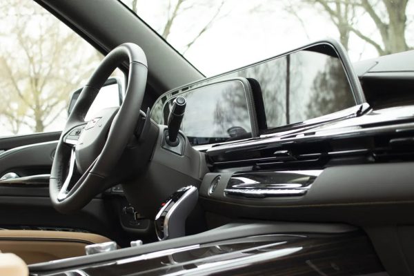 2021 Cadillac Escalade Premium Luxury - Image 7