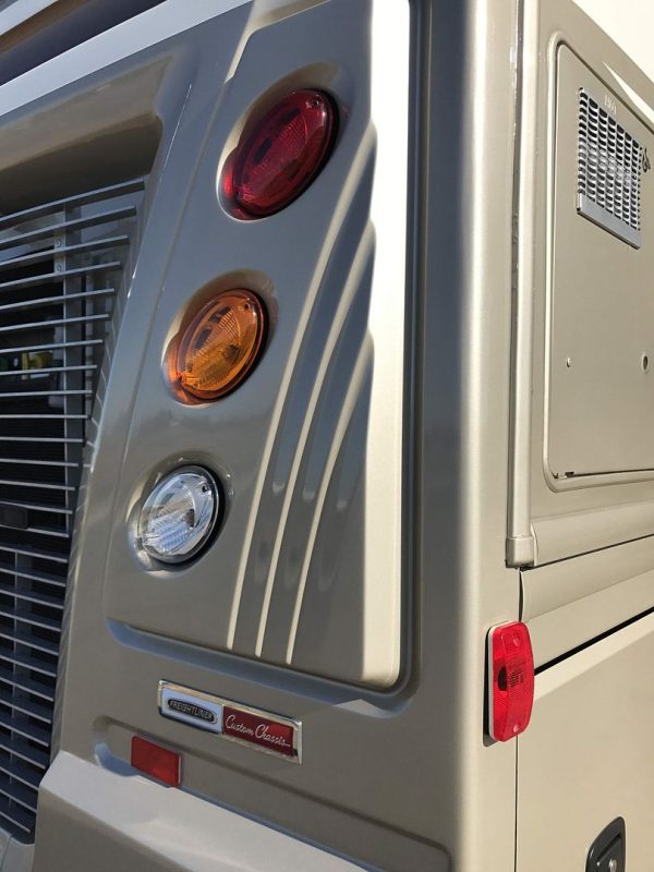 2017 Fleetwood Pace Arrow LXE 38B - Image 27