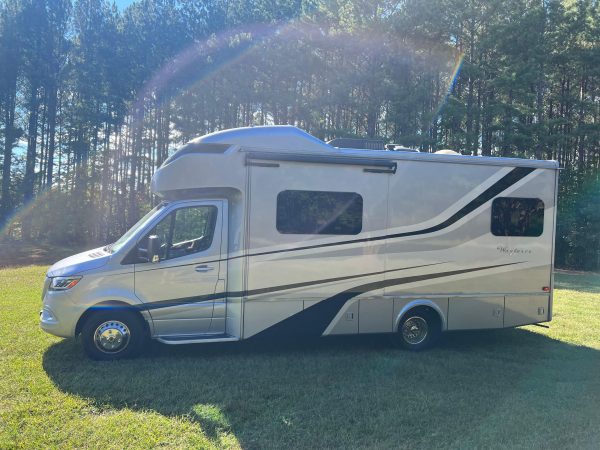 2020 Tiffin Wayfarer 25QW - Image 33