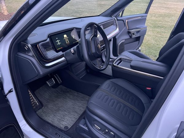 2022 Rivian R1S Launch Edition - Image 12