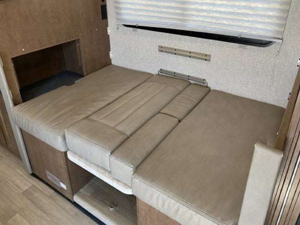 2020 Winnebago VITA 24P - Image 18