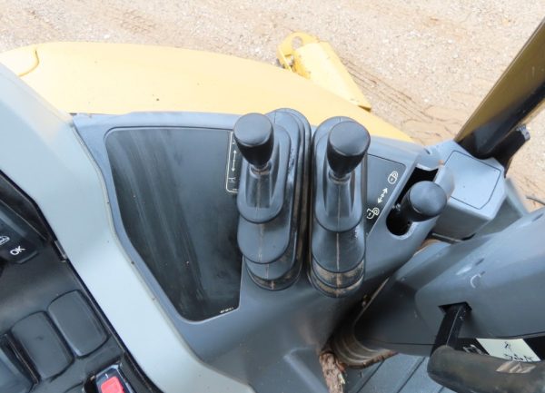 2018 Caterpillar 420F2 - Image 10