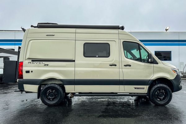 2020 Winnebago Revel 4x4 - Image 16