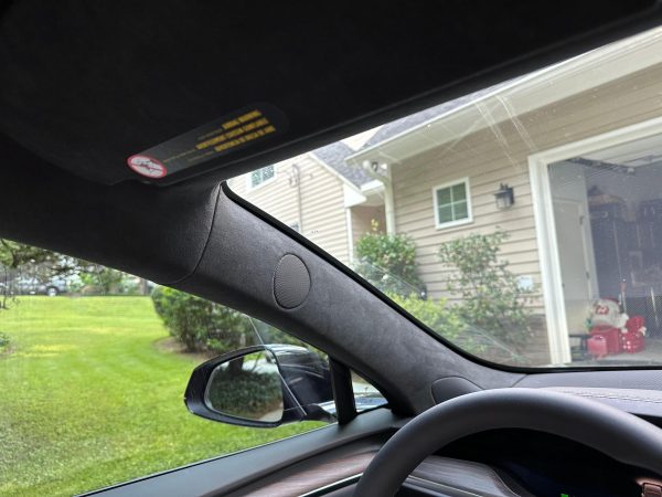 2022 Tesla Model S - Image 18