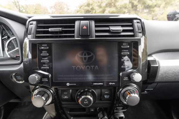 2020 Toyota 4Runner Overland - Image 7