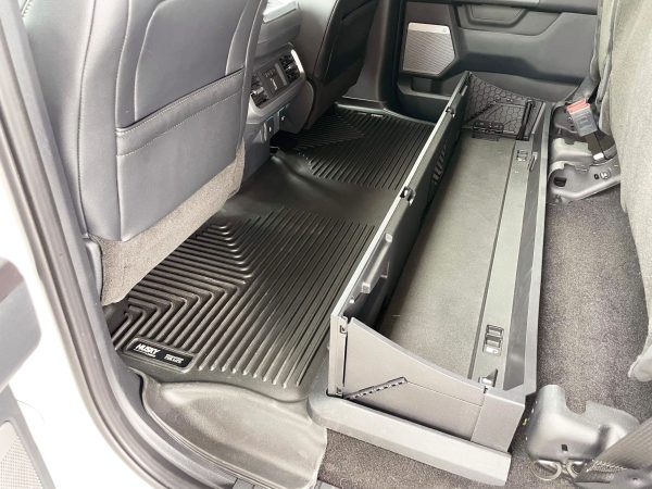 2022 Ford F-150 Lightning Lariat - Image 46