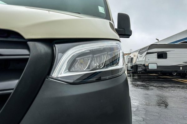 2020 Winnebago Revel 4x4 - Image 19