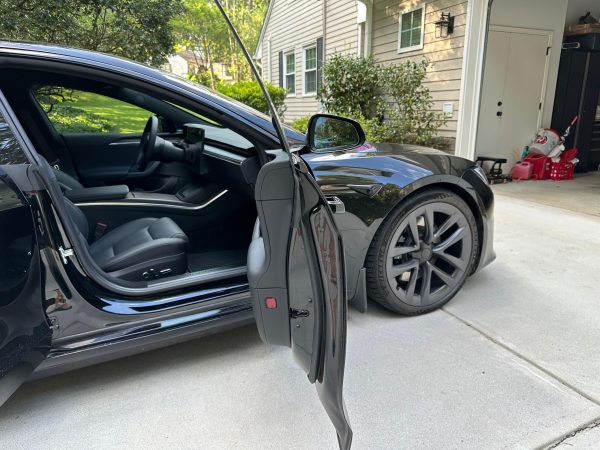 2022 Tesla Model S - Image 22