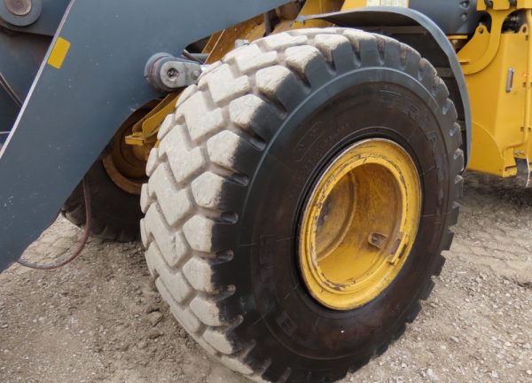 2018 John Deere 644K - Image 21