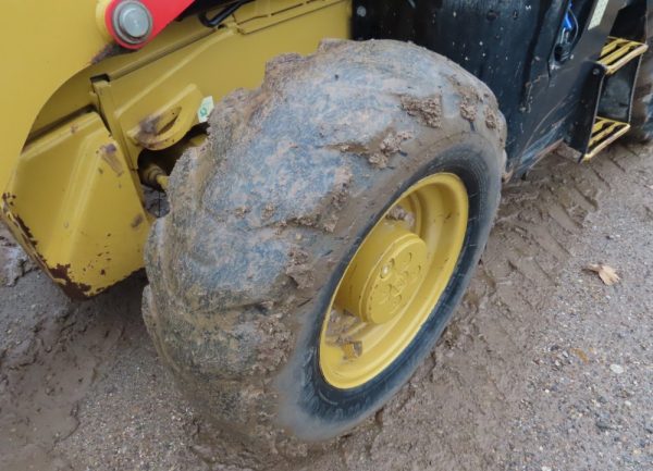 2018 Caterpillar 420F2 - Image 16