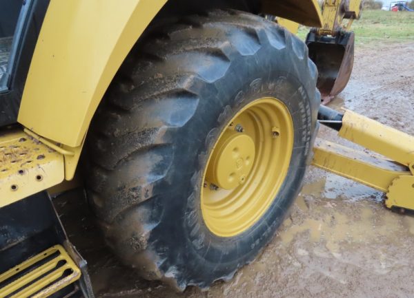 2018 Caterpillar 420F2 - Image 17