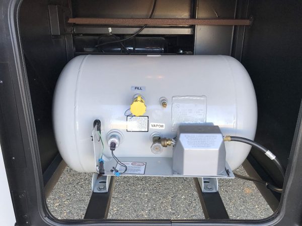 2017 Fleetwood Pace Arrow LXE 38B - Image 38