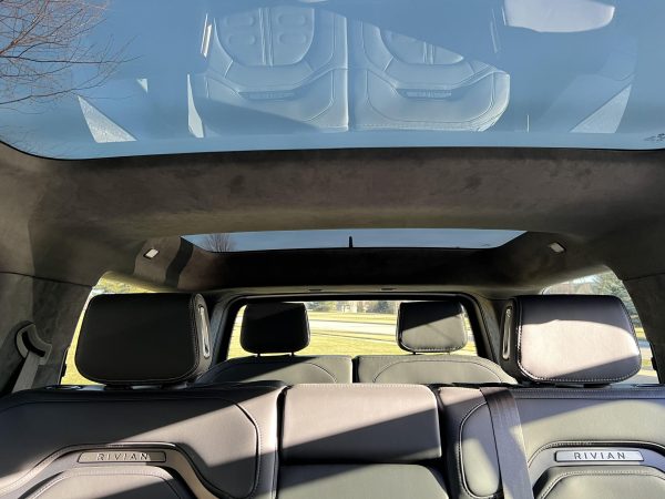2022 Rivian R1S Launch Edition - Image 22