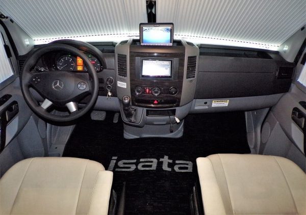 2020 Dynamax Isata 3 Series 24RW - Image 5