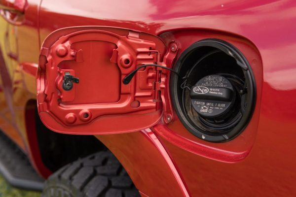 2020 Toyota 4Runner Overland - Image 17