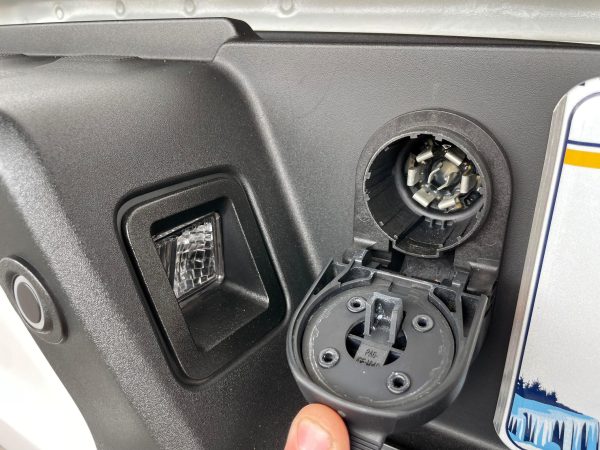 2022 Ford F-150 Lightning Lariat - Image 56