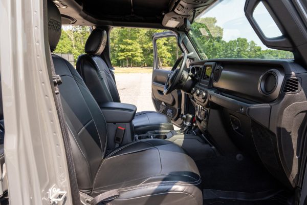 2020 Jeep Gladiator Sport S - Image 10